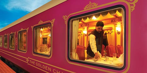 Viagem carro dourado luxo india
