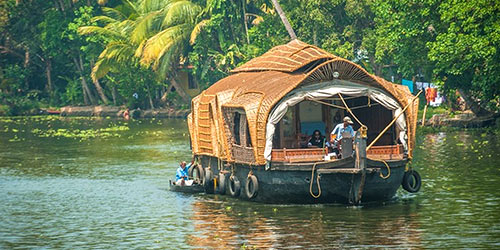 Viagem a Kerala Backwater com Munnar